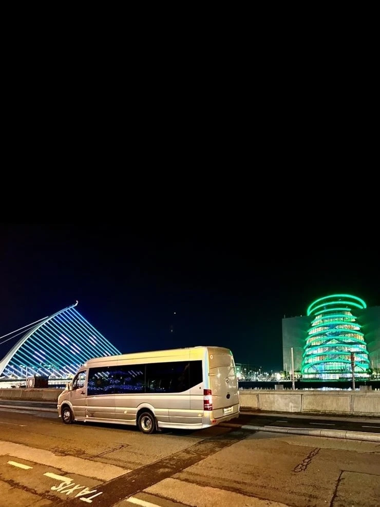 East Coast Travel Mercedes Benz Minibus Dublin City Centre